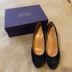 Shade navy Stuart Weizmann wedges